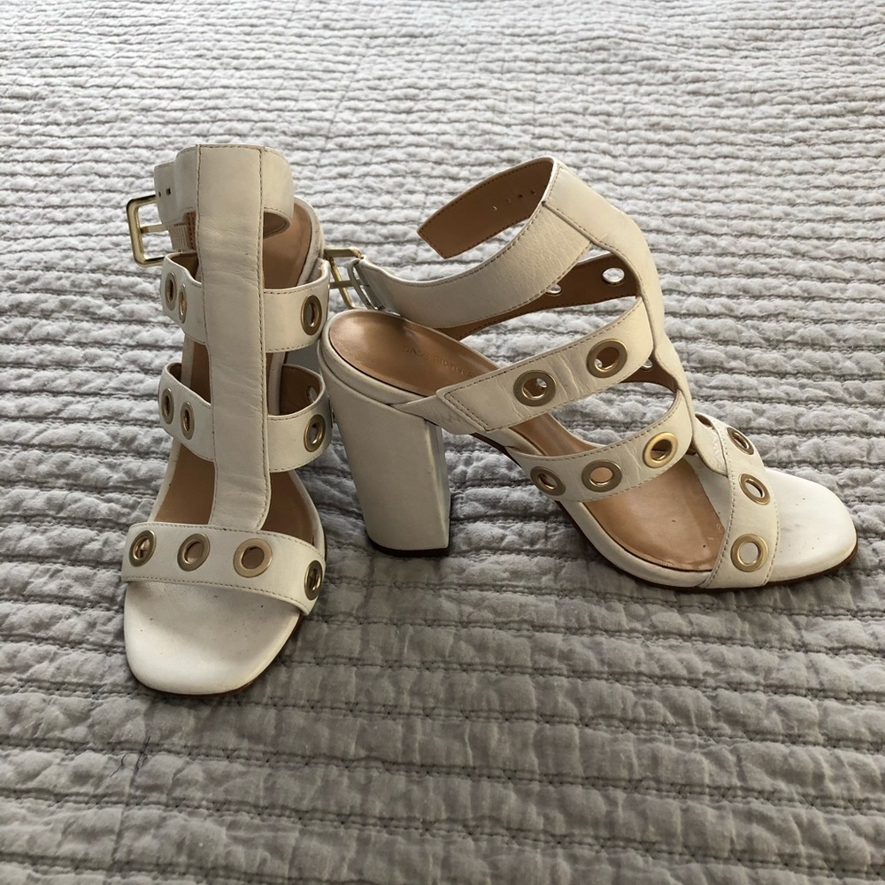 Leather sandals. Good condition.